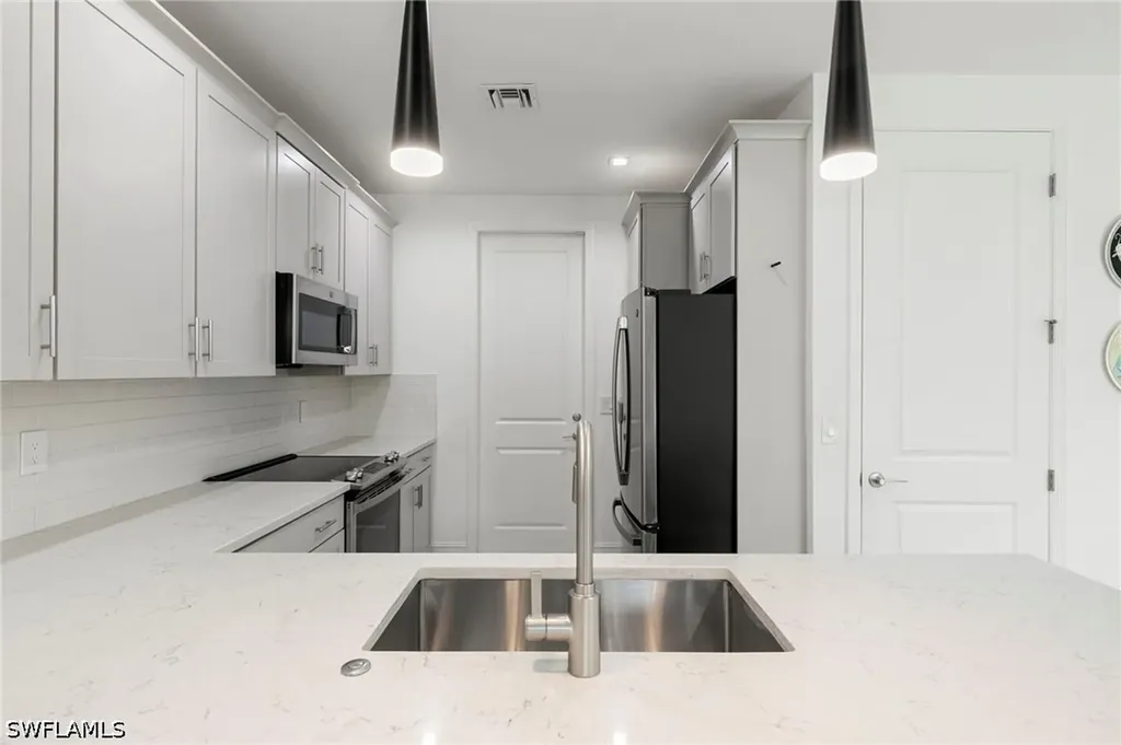 7515 Morgan Way Naples FL 34119