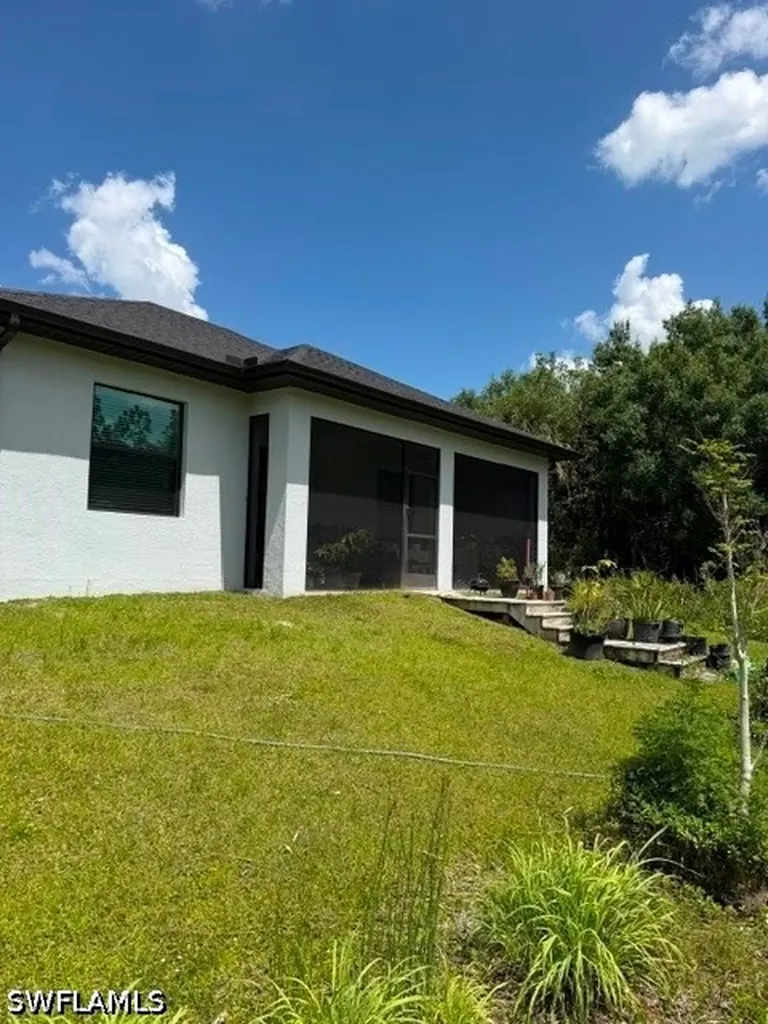 2554 62nd Avenue NE Naples FL 34120