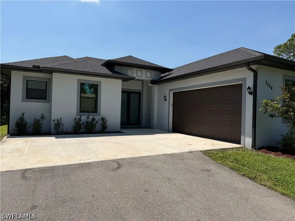 2554 62nd Avenue NE Naples FL 34120