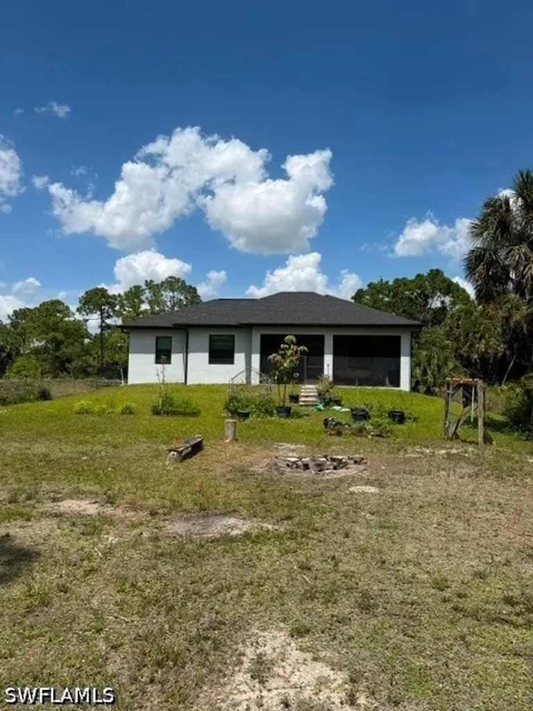 2554 62nd Avenue NE Naples FL 34120