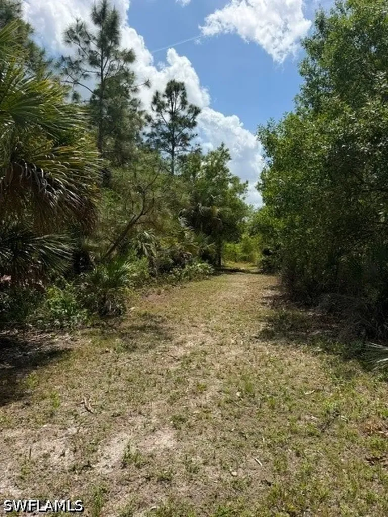 2554 62nd Avenue NE Naples FL 34120
