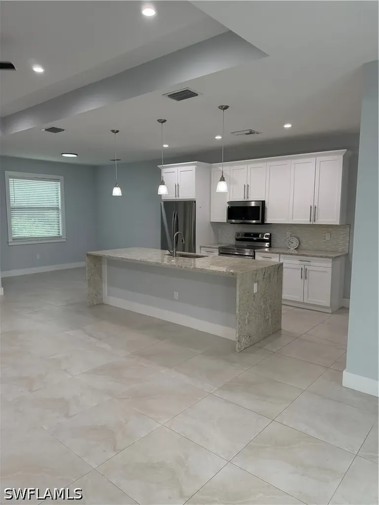 2554 62nd Avenue NE Naples FL 34120
