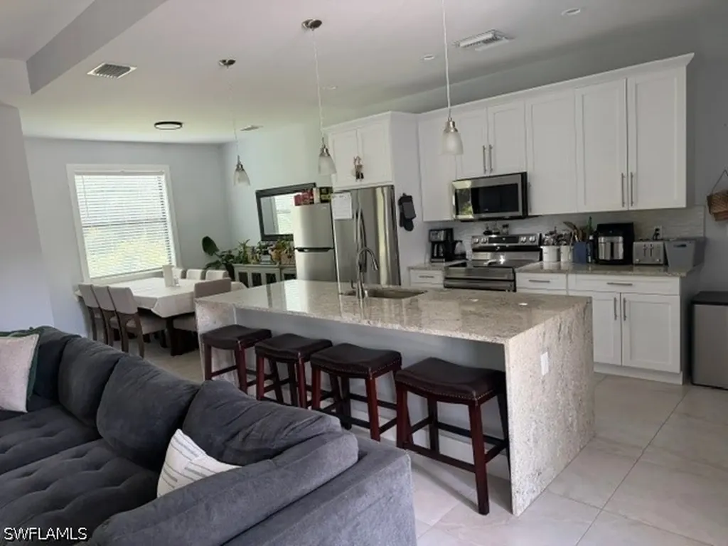 2554 62nd Avenue NE Naples FL 34120