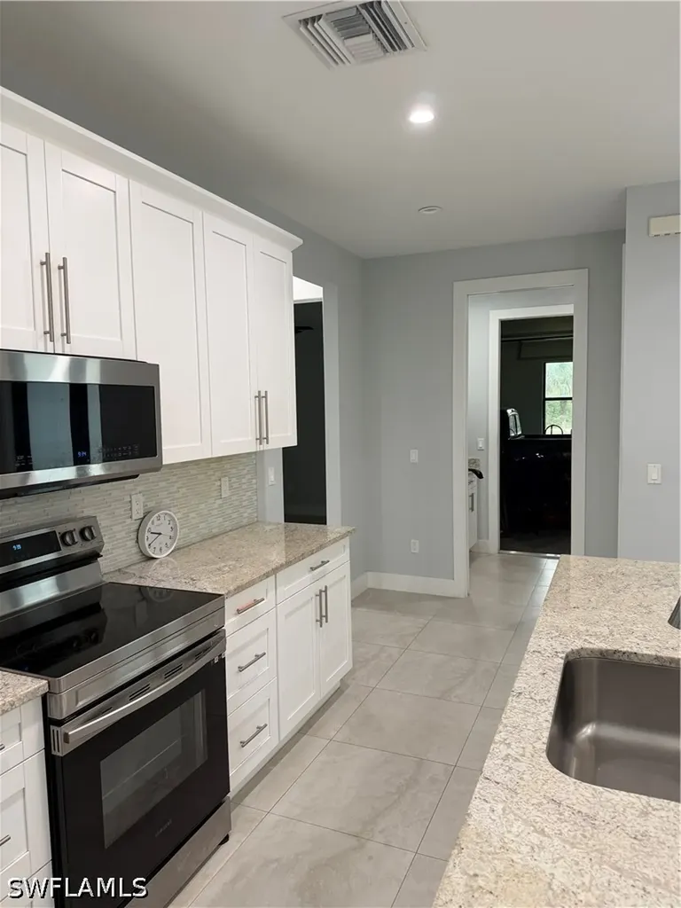 2554 62nd Avenue NE Naples FL 34120