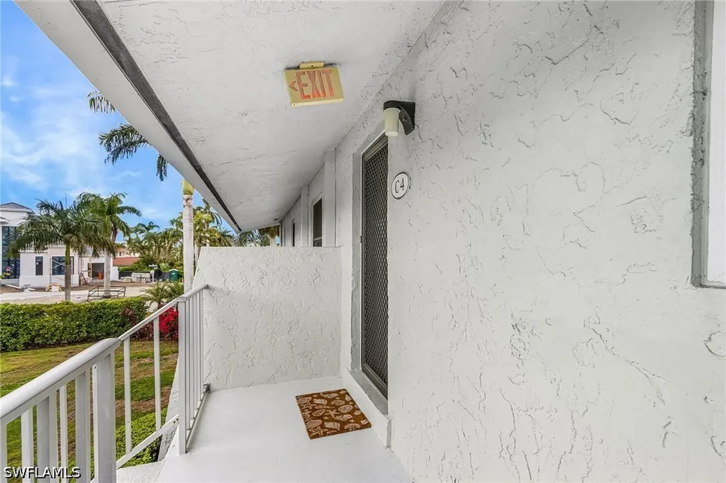 4126 Belair Lane Naples FL 34103