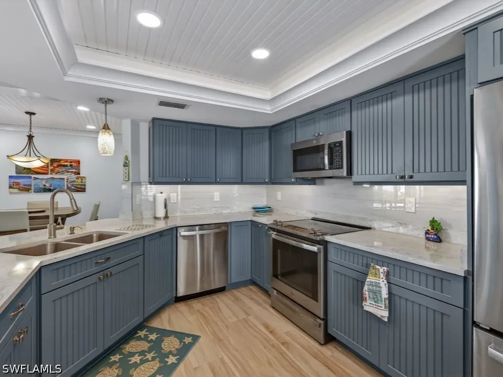 625 Beachwalk Circle Naples FL 34108