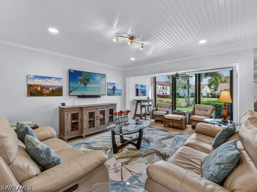 625 Beachwalk Circle Naples FL 34108