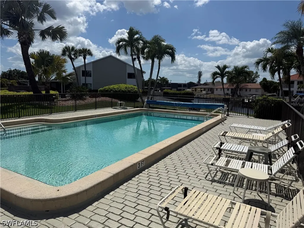 3803 SE 11th Place Cape Coral FL 33904