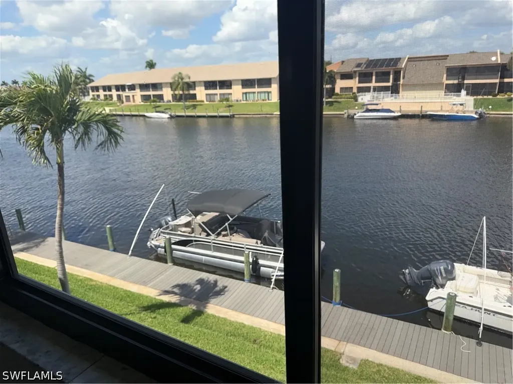 3803 SE 11th Place Cape Coral FL 33904