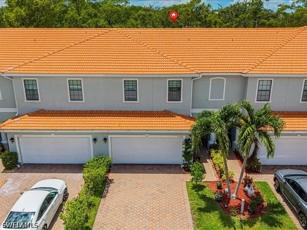 15286 Summit Place Circle Naples FL 34119