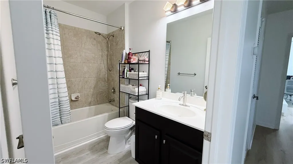 15286 Summit Place Circle Naples FL 34119