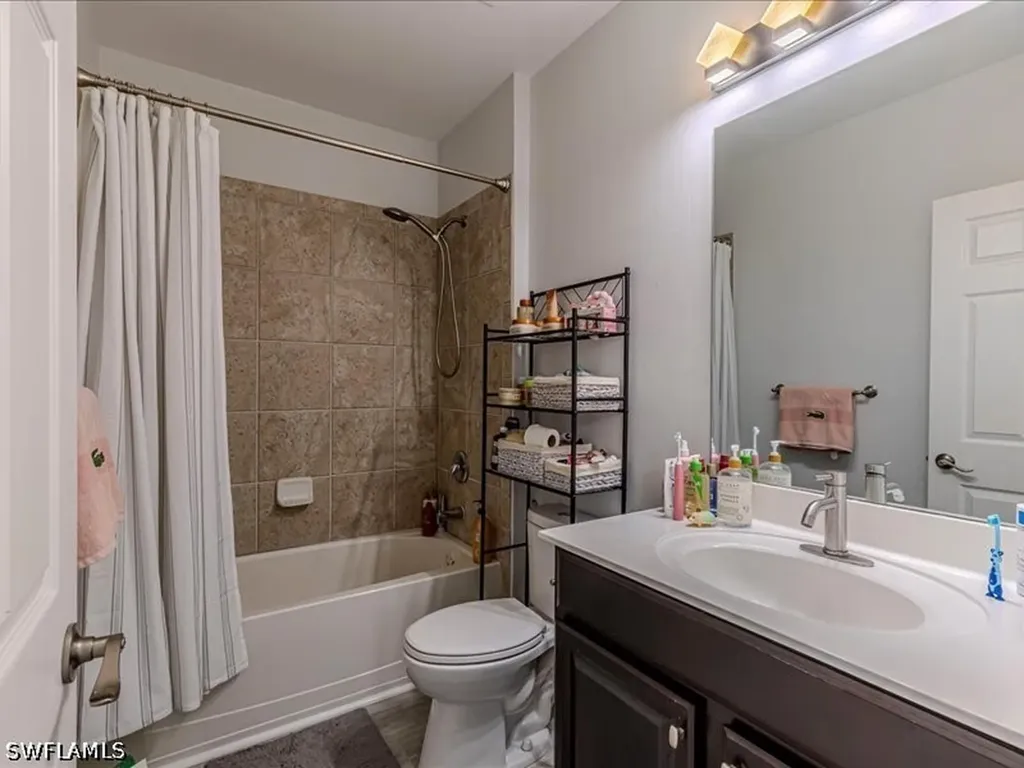 15286 Summit Place Circle Naples FL 34119