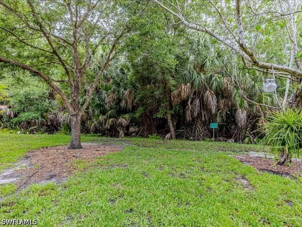 15286 Summit Place Circle Naples FL 34119
