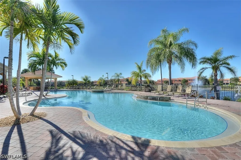 15286 Summit Place Circle Naples FL 34119