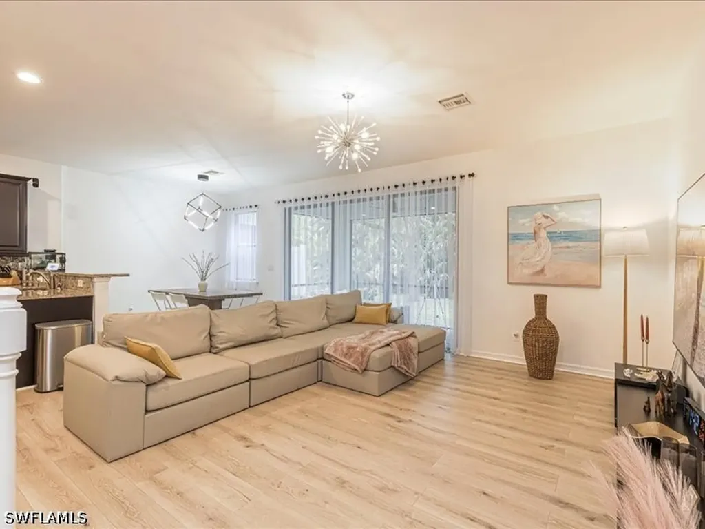 15286 Summit Place Circle Naples FL 34119