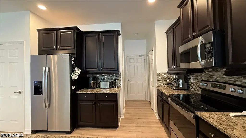 15286 Summit Place Circle Naples FL 34119