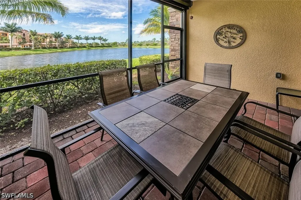 9528 Avellino Way Naples FL 34113