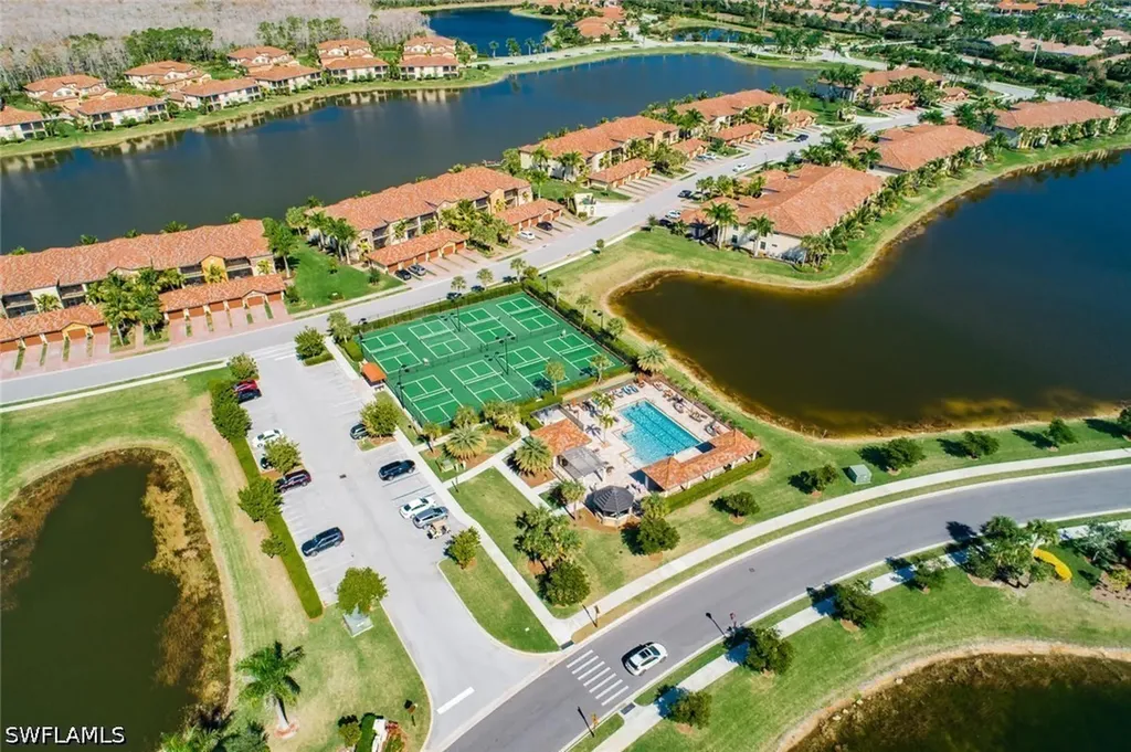 9528 Avellino Way Naples FL 34113