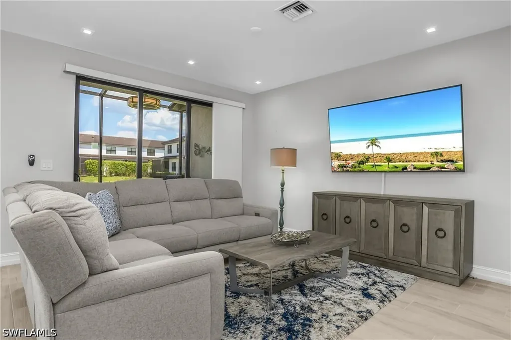 7588 Morgan Way Naples FL 34119