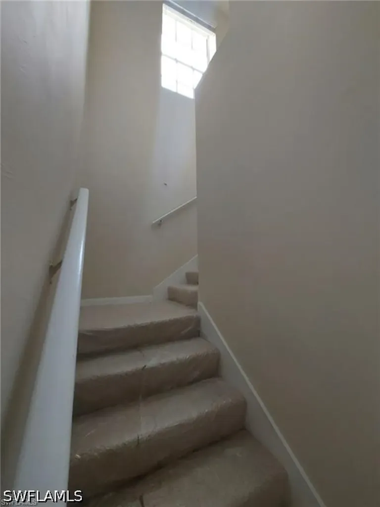 3268 Amanda Lane Naples FL 34109