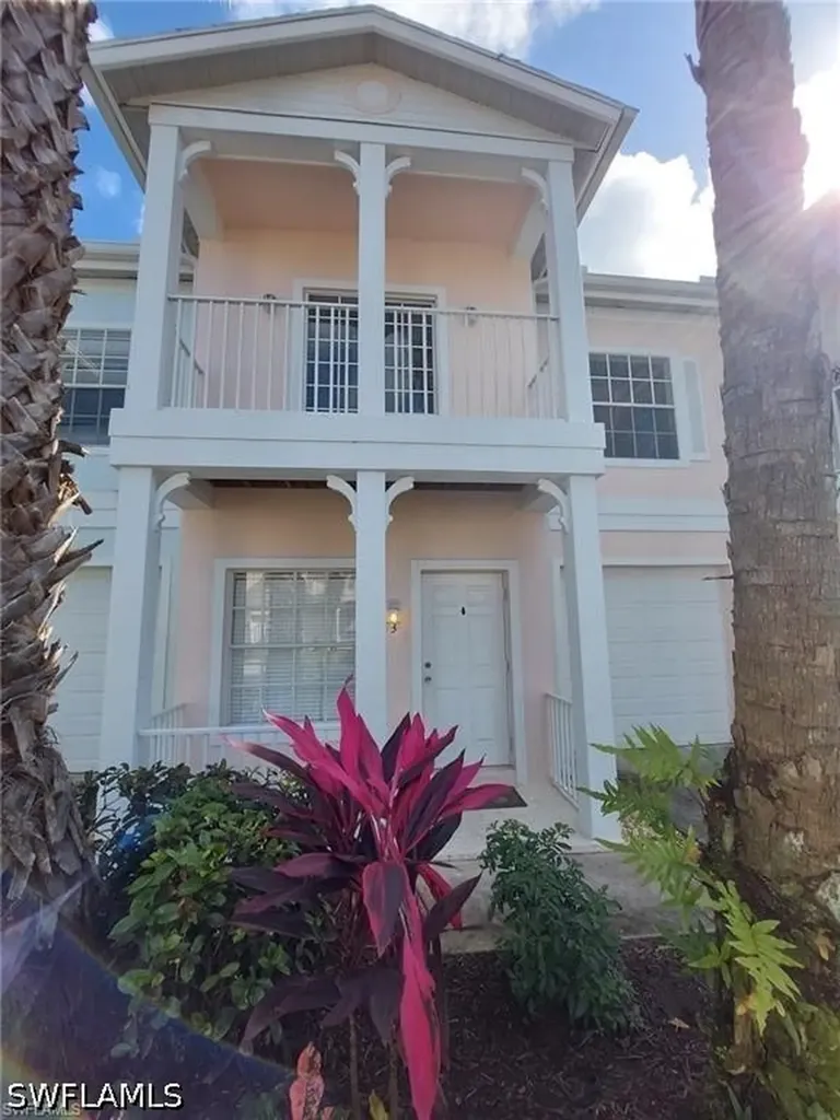 3268 Amanda Lane Naples FL 34109