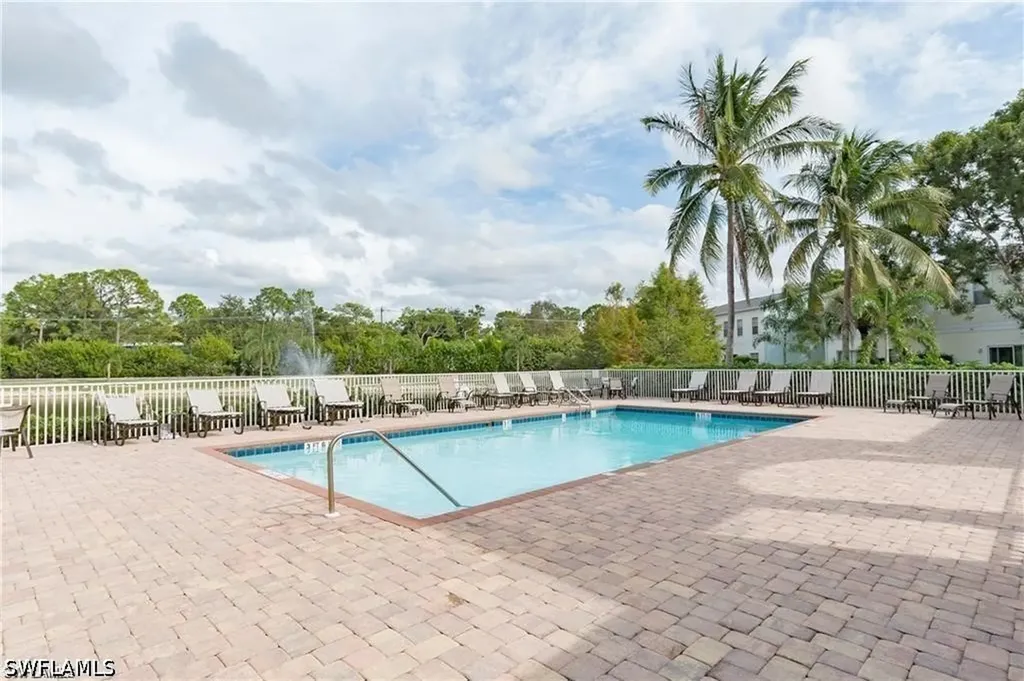 3268 Amanda Lane Naples FL 34109