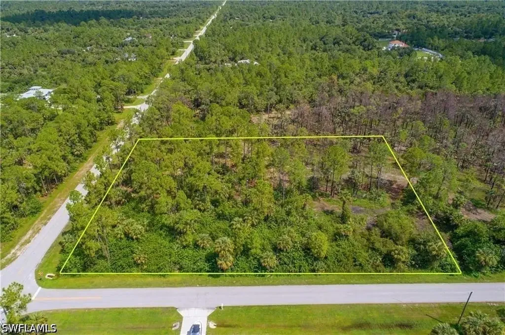 Desoto Boulevard S 24 Avenue E Naples FL 34117