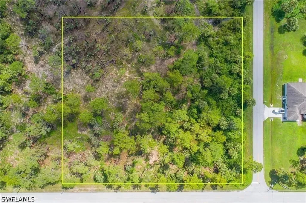 Desoto Boulevard S 24 Avenue E Naples FL 34117