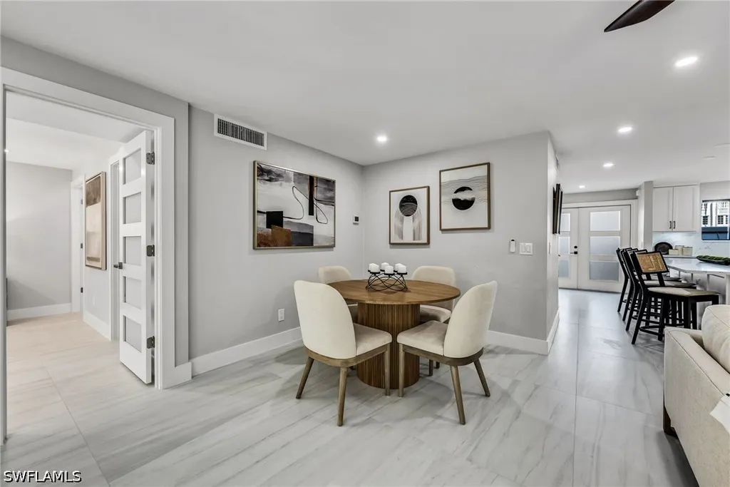 990 8th Street S Naples FL 34102