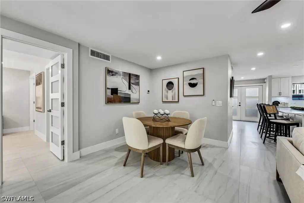 990 8th Street S Naples FL 34102
