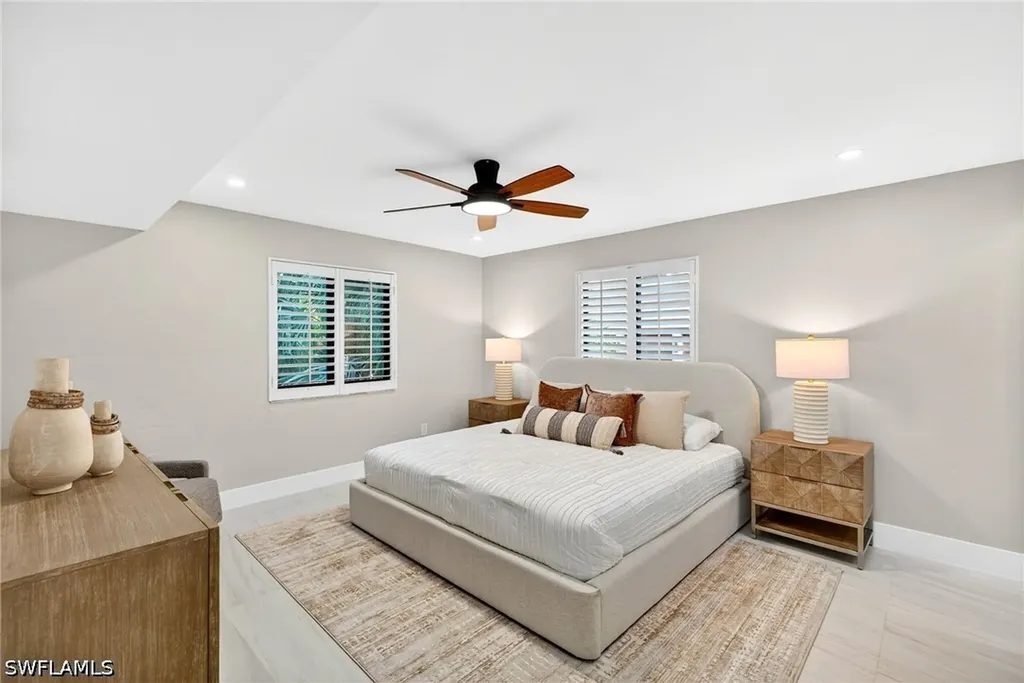 990 8th Street S Naples FL 34102