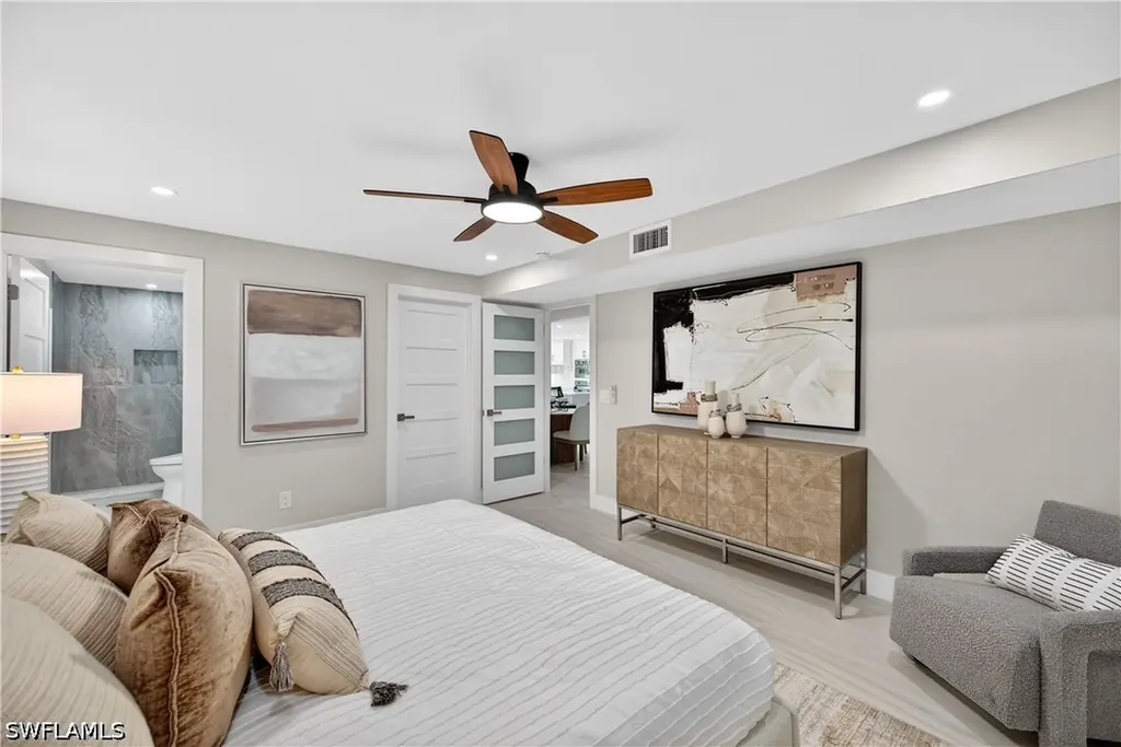 990 8th Street S Naples FL 34102