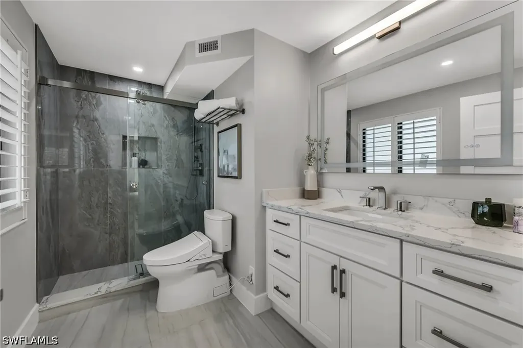 990 8th Street S Naples FL 34102