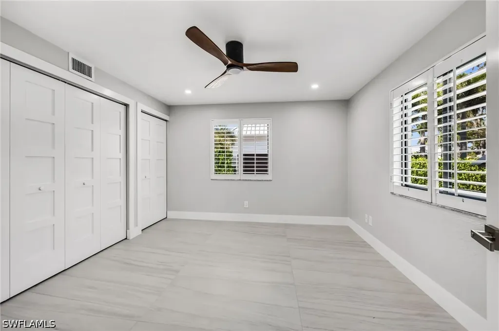 990 8th Street S Naples FL 34102