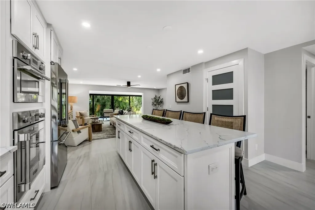 990 8th Street S Naples FL 34102