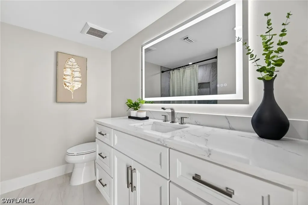 990 8th Street S Naples FL 34102