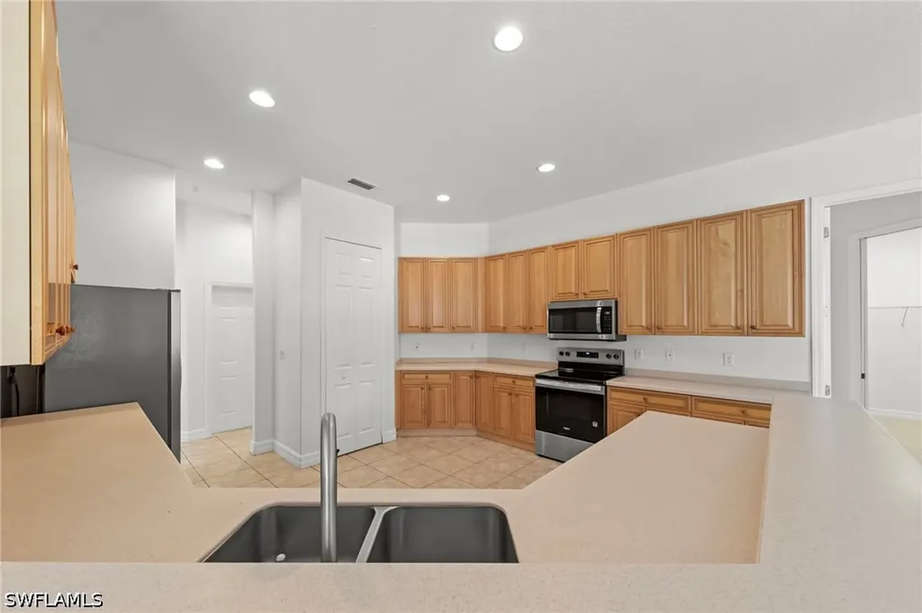 9623 Springlake Circle Estero FL 33928