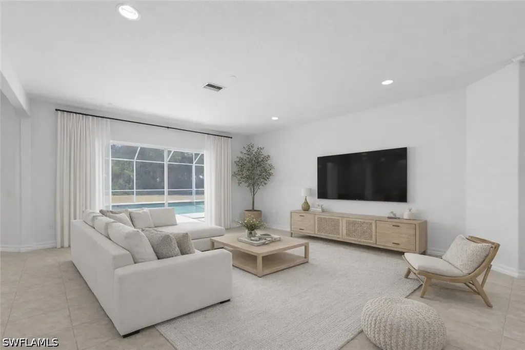 9623 Springlake Circle Estero FL 33928