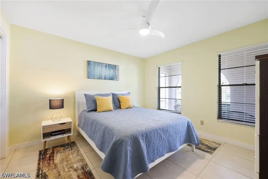 648 96th Avenue N Naples FL 34108