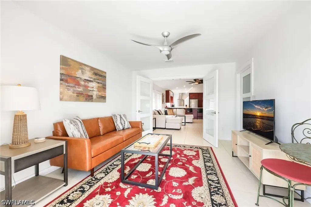 648 96th Avenue N Naples FL 34108