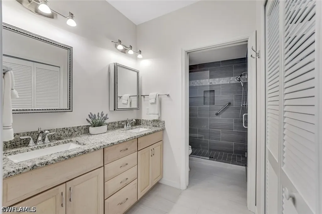 7092 Barrington Circle Naples FL 34108