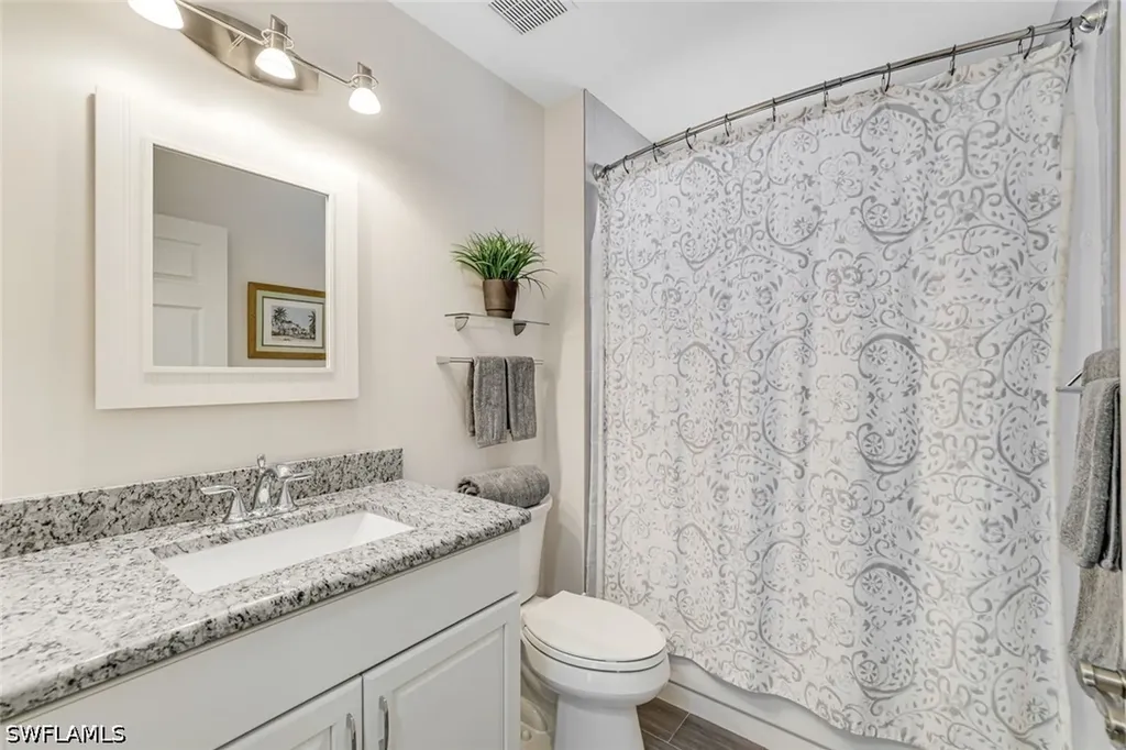 7092 Barrington Circle Naples FL 34108