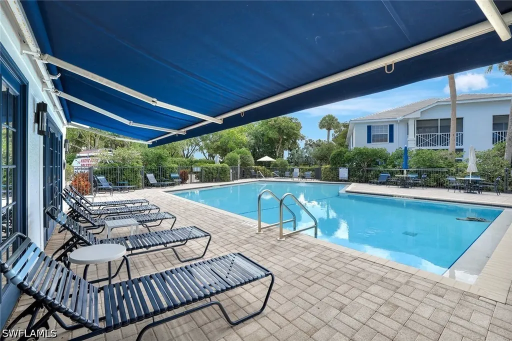 7092 Barrington Circle Naples FL 34108
