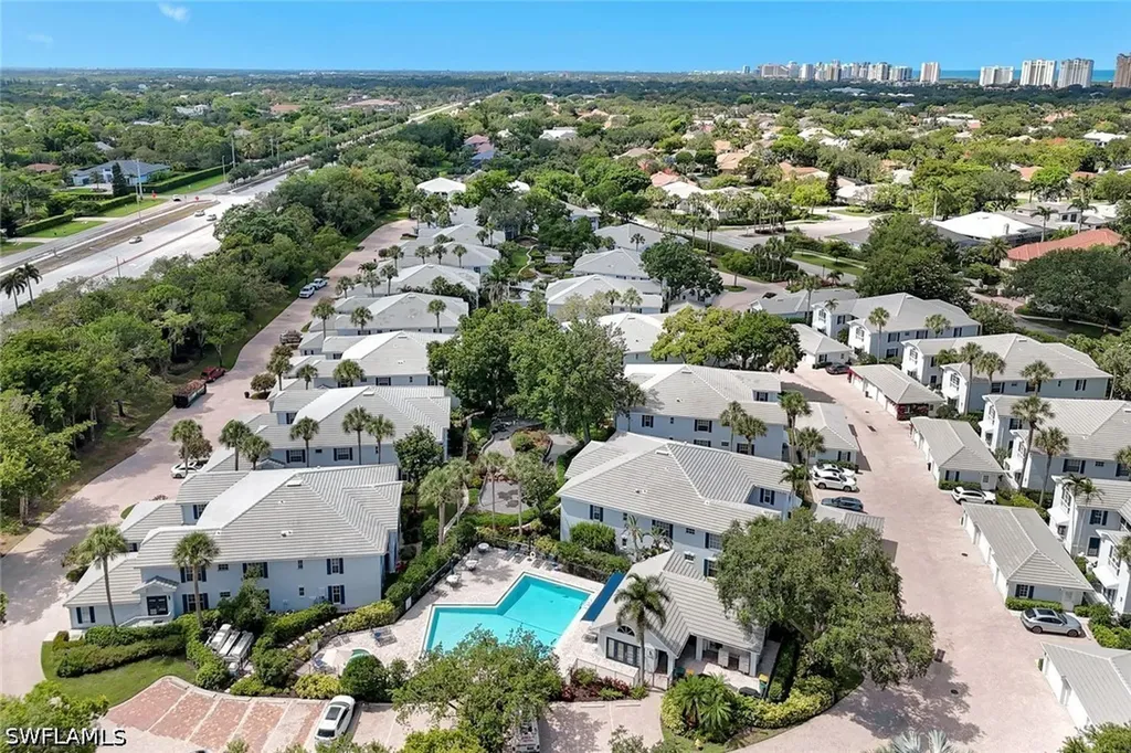7092 Barrington Circle Naples FL 34108