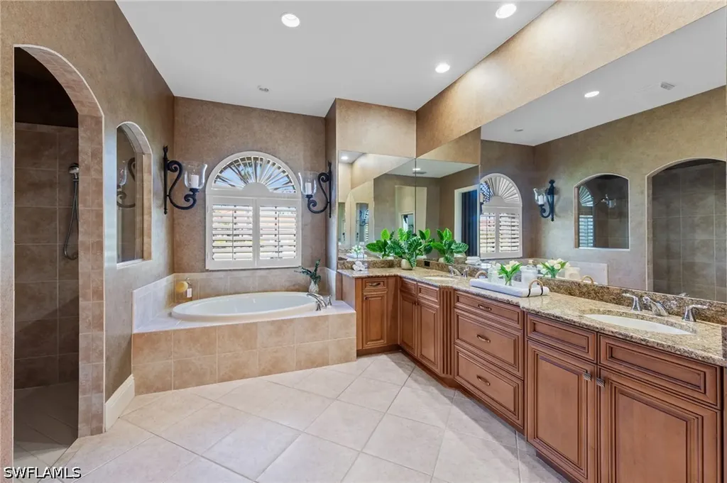 20301 Leopard Lane Estero FL 33928