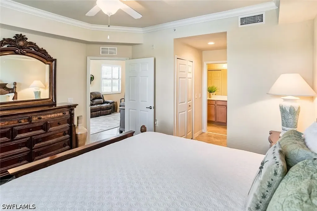 9719 Acqua Court Naples FL 34113