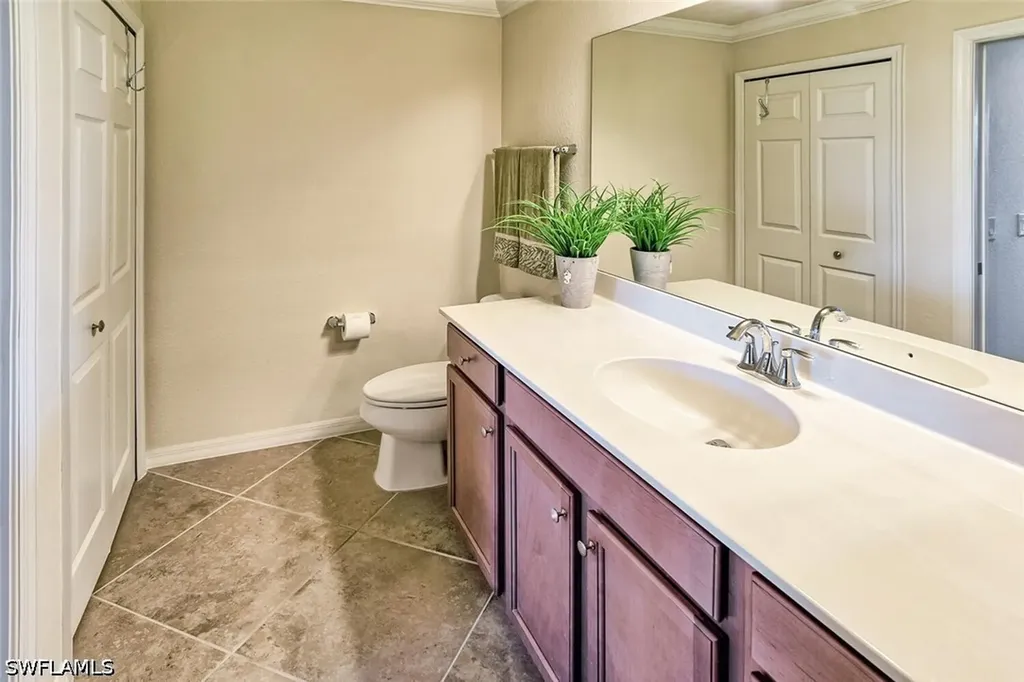 9719 Acqua Court Naples FL 34113