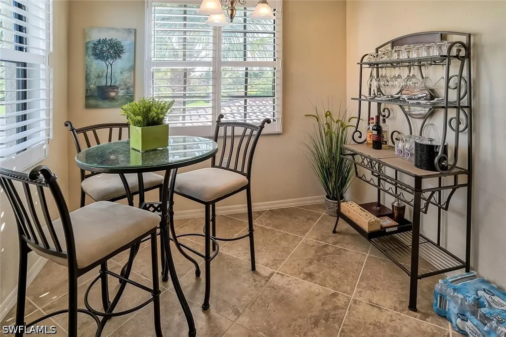 9719 Acqua Court Naples FL 34113