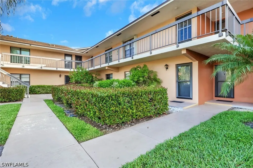 61 Greenbrier Street Marco Island FL 34145