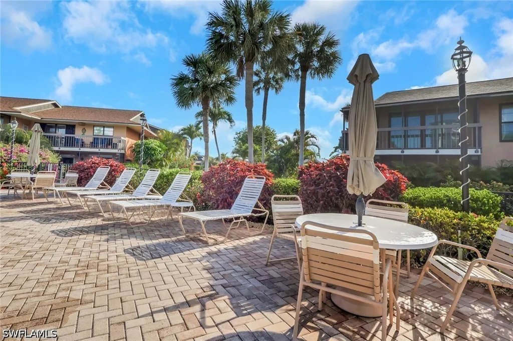 61 Greenbrier Street Marco Island FL 34145